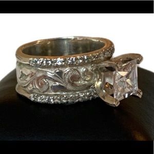 Bright scrolled silver & crystal solitaire HYO SILVER Engagement ring